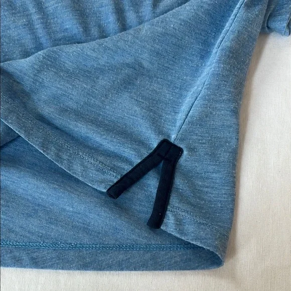 NFL Titans Women’s Light Blue Nike Tee - Picture 6 of 8